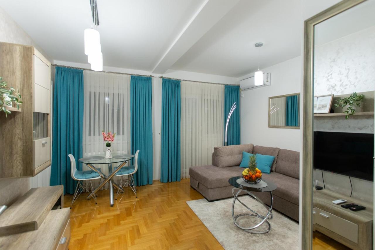סרמסקה מיטרוביקה Apartman Sunset מראה חיצוני תמונה